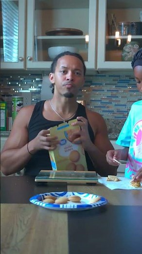 🍪 “Can you eat Nilla Wafers and still lose fat?” 👀