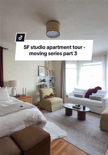 Studio apartment tour and an update on my moving series!! I moved into this San Francisco apartment in September and it definitely took some time to get it right. But I’m so happy with where it’s at right now so I want to share! It’s not easy getting a studio apartment right, but it sort of feels like it should be. You live alone, you can make it however you want it, but that doesn’t mean it’s easy to get the space right, especially on a budget. Facebook marketplace in SF has been my favorite la