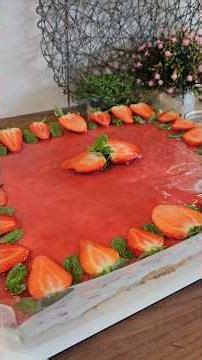 🍓 Erdbeerkuchen wie vom Bäcker 😍 so cremig & saftig!