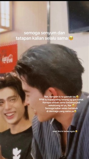 Kisah Haru Pond dan Phuwin yang Menggugah Hati