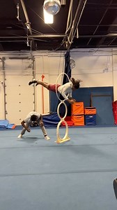 Hoop training with bro @antinopansa 🔥 . . . . . . #athlete #acro #acrobatics #gymnastics #tumbling #parkour #tricking #reels #backflip #frontflip #double #acroyoga #flips #flipping #diving #gymnast #olympics #cirqueduinsta #circus #peopleareawesome #circusaroundtheworld #calisthenics #instagood #instagram #streetstyle #worldstar #montreal #quebec #canada #mtl | Momo acro
