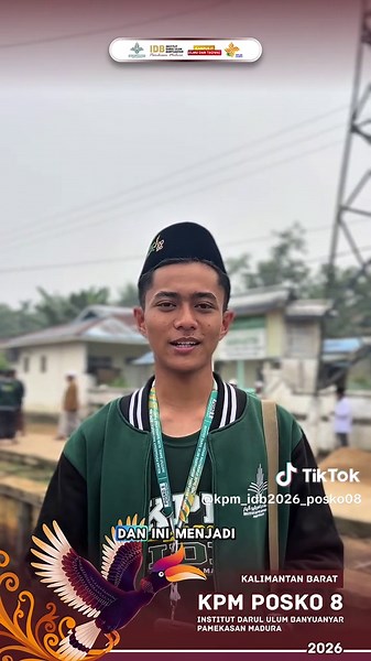 Ziarah ke Makbaroh Guru Tugas Pertama Banyuanyar ke Kalbar