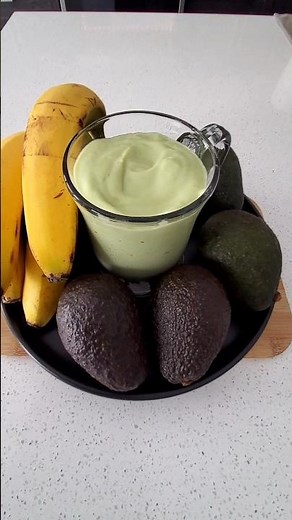 Creamy Avocado Banana Smoothie 🥑🍌 | Healthy, Filling & Ready in 2 Minutes!