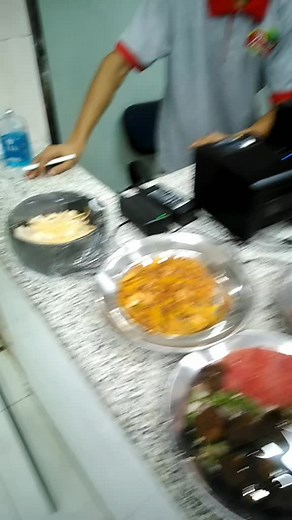 Food Preparation and Serving in a Commercial Kitchen