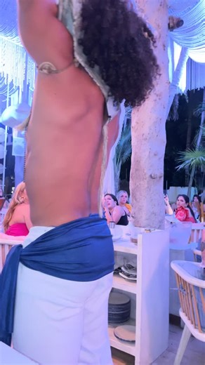 Such a great time at Bagatelle, Tulum 📍#tulum #bagatelle #bagatelletulum #dinnershow #tulummexico #tulumnightlife