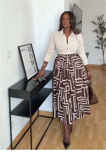 Ensemble raffiné femme à 25 000f — contactez-nous 77 473 46 99