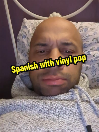 Spanish with vinyl pop #spaingoals #spanishtiktok #learning #duolingo #spain
