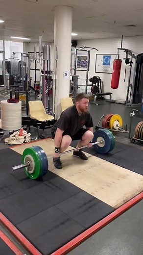 2.5K views · 6 comments | So, this was meant to be a Power Clean then Front Squat at 130kg…which would have been a pb P Clean. Not really a Power Clean, not really a Clean either and the Front Squat was a shambles as well. Doesn’t always go to plan, but you’ve just got to give it a good fu$&in’ go some times. Happy getting 130kg off the ground though ️屢 | Judo Way of Life | Facebook
