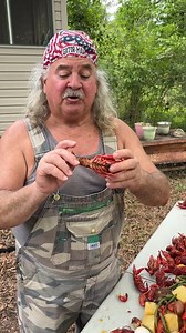 Here's how to remove the crawfish string. We don't do this, but folks were asking. #crawfish #howto #louisiana #reels | Bruce Mitchell