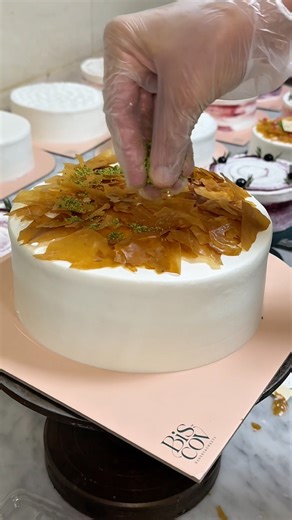 How To Make A Cheese Cake Decoration Simple And Classic #cake #cheesecake #youtubeshort #shorts