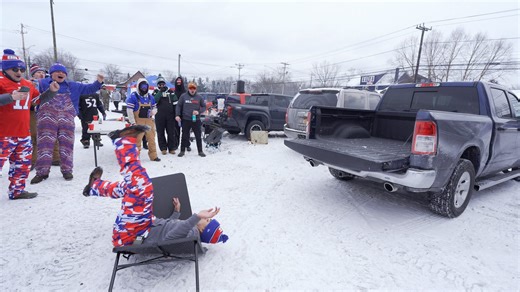 Table smashing during tailgating before Bills vs Ravens game