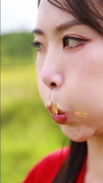 Harvesting rice, find me #Wuxia
