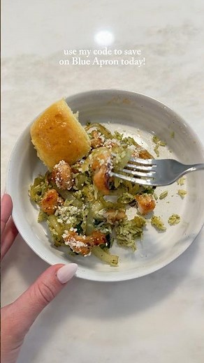 *ASMR* ‪@Blueapron‬ dinner cooking! #asmr #kitchen #unboxing #cooking #BlueApronPartner #mealkit