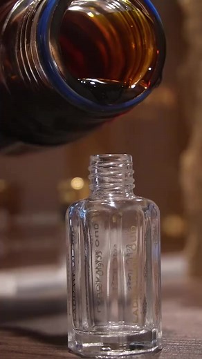 عطر عود فاخر جدا #عطور_رجاليه #الحميدي_للعطور #عطور_نسائيه_فخمةعطور_خليجي_اصلي_خمار #عطور_نسائيه #parfum #ترند #عطر #عطورات_فاخرة #عطور_عود