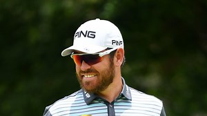 Oosthuizen leads in South Africa