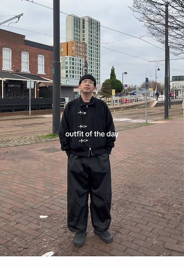 Stylish All-Black Outfit Ideas for Men