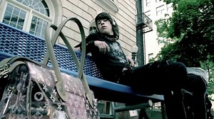 See the Pass it On Honesty commercial where a kid returns a purse