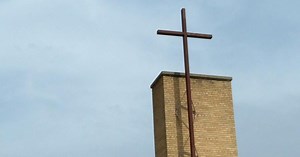 Drive-in churches an option for faithful who want closeness