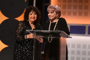 The 10 Best Linda Ronstadt Songs of All-Time