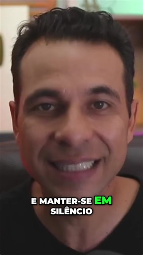 Alexander Voger on Instagram: "Quando você para de sustentar a ponte Dois egos entram em conflito Quem controlava perde o chão Quem resistia começa a recuperar poder Silêncio não é fraqueza É ausência estratégica 🗨️ Comente "AUSÊNCIA" e entenda como usar isso a seu favor 🚀"