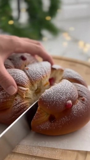 3.3K views · 22 reactions | Festive Christmas Bread Golden Sweet...