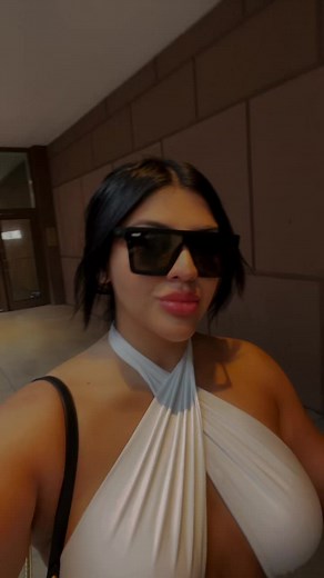 Yes my Tatas were out