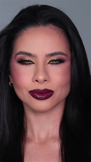 Transformação de Maquiagem para o Ano Novo