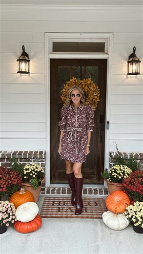 Okay girlies! I have found you two dresses to wear for your Thanksgiving and Christmas celebrations! 🍂These beautiful Avara dresses will take you from turkey to tinsel. Timeless classics you can wear on repeat!! Comment dresses to get both links (plus, the first outfit too). These two dresses are timeless classics you will wear again and again whether you are meeting friends for lunch, heading into the office, holiday pictures, or meeting the in-laws for dinner. They both can be worn with sneak