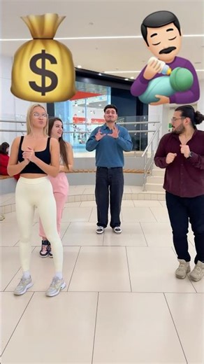 Who does your dad work,baby?👨❤️👇🏻