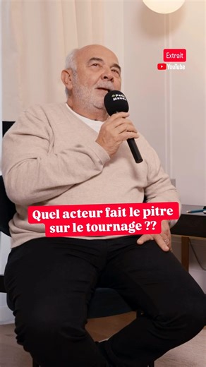 Philippe Lacheau is disrupting the filming 😂 #interview