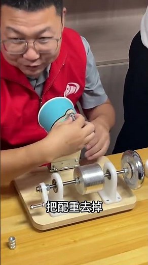 Edison phonograph Thomas Edison successfully recorded sound in 1877 Large-scale science experime