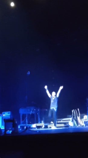 Live Like A Rolling Thunder Tour Turn My Head LIVE 03072026 London