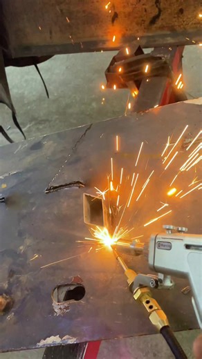 #aparatsudatlaser #laserprofesional #laserindustrial#laser3in4#suduralaser aparat laser 3 in 1 laser 3 in 1 metal aparat sudat laser aparat sudura laser taiere laser metal sudura laser metal curatare laser metal cum functioneaza aparatul laser cat costa aparat laser 3 in 1 pret aparat sudura laser laser pentru confectii metalice laser pentru sudura inox laser pentru taiere tabla laser pentru curatare rugina aparat laser pentru service auto aparat laser pentru productie utilaj laser industrial ec