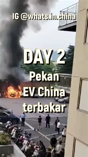 Cerita China on Instagram: "Pekan EV China Terbakar, hari ke-2. Edisi polemik saat charging. 17 Dec, Wed 19:00 #China #tiongkok #ev"