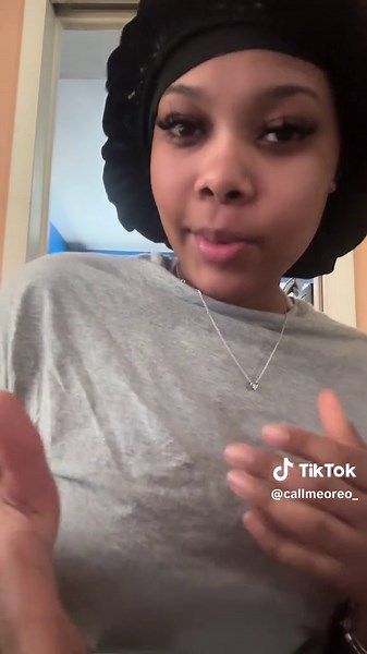 first time trying PRESSED JUICE BAR in Detroit,MI. this was so refreshing and delicious. i also had a chicken caeser wrap that didn’t make the cut because i ate it immediately (10/10) #detroit #michigan #juicebar #organic #healthy #review #fyp