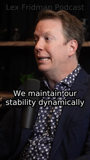 Entropy inside black holes - clip from Lex Fridman Podcast #428 with Sean Carroll. Guest bio: Sean Carroll is a theoretical physicist, author, and host of Mindscape podcast.