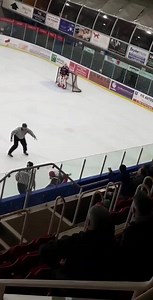 9.6K views · 52 reactions | NIHL 2 fight from the weekend - Swindon Wildcats 2 vs Cardiff Fire Jack Whiting vs Mason Lipsey  | Hockey Fights UK | Facebook
