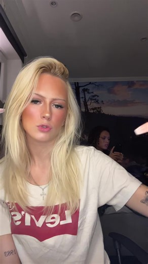 babic2.0 (@babic2.0)s videor med Ragga runt - Eddie Meduza