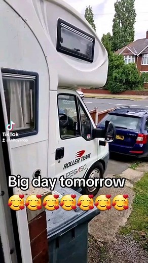 It's the big day 🥰 for the first time 3dtoyshop Teddy hospital will be on public ground 😱 this means the families will get to meet me and the Teddy surgeons 🥰 we will be there from 12 until 3pm 🥰 I'm really sorry I haven't been able to share any more than this, because if my 300k followers turned up, this wouldn't work so I've had to keep it on the down low 🥰 I've told my patreons, but the rest of the followers will have to wait until after the event. I love you all 🥰🥰🥰🥰🥰🥰🥰🥰🥰🥰 | 3