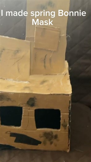 I made spring ￼Bonnie‘s mask ￼