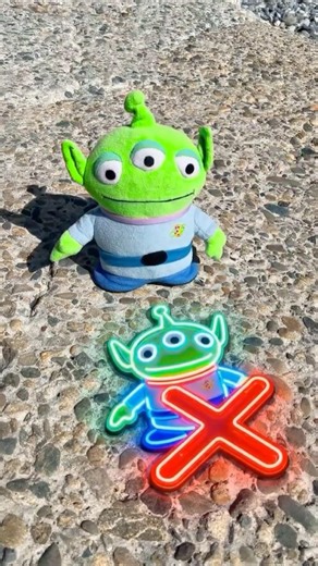 AN EVIL DOG ATTACKED AN ALIEN 🐶