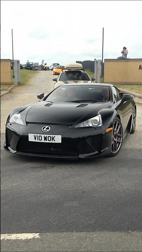 Lexus LFA ACCELERATION leaving Car Show V10 Sound #shorts #supercars