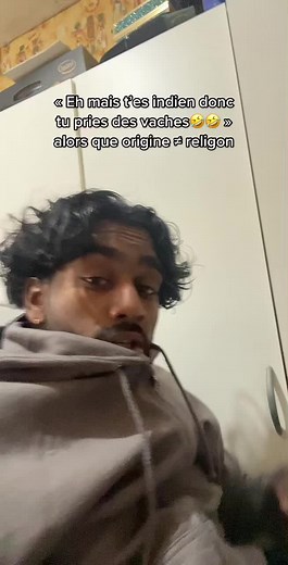 Déjà de 1 j’ai rangé ma table🥳 , de 2 respecter toutes les religons et de 3 religons et origines c’est pas la meme chose orhhh. #tamil #desi #honteux #religion #chretien #hindou #respect#foryoupage #fyp #pourtoi