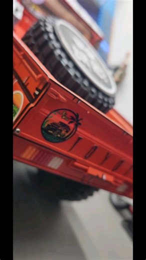 RC Miami Trail Adventure on Instagram: "The Florida Orange! RC MIAMI TRAIL ADVENTURE OFFICIAL CAR #vanquish #toyota #rc #florida #overlander"