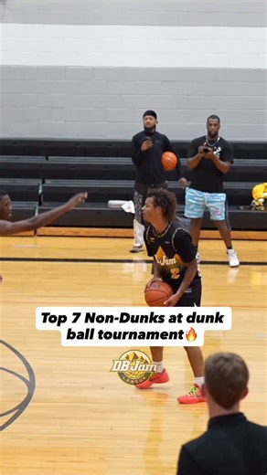 3.3K views · 30 reactions | None of these are dunks but they all took place at a dunk ball tournament on 8.5ft rims These athletes compete on a high level in the low rim league Follow for more mini hoop basketball highlights爛 | DB Jam League | Facebook