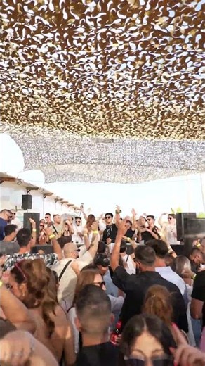 Fiestas en la playa de Huelva, Mykonos