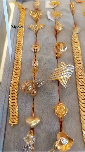 1K views | Hai korang...RJgold kubang kerian tengah promosi merdeka tau.macam² item kita ada termasuk ukiran nama..jom korang pm admin untuk detail dan jangan lupa join live kami.. #RJGOLD | RJ Gold | Facebook