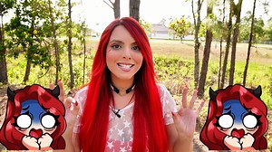 SI VES AL CONEJO DE PASCUA EN UN PARQUE, CORRE!😰​ NUNCA CONFIES EN EL *mi DRON captó algo ATERRADOR* | Jenny Devil