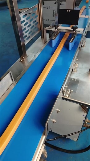 Dough extruding and cutting machines suitable for making cookies,energy bar,churros #encrustingmachine #extrudermachine #cookiemachine #proteinbarmachine #churromachine #doughcutter #bakerymachine #bakeryequipment