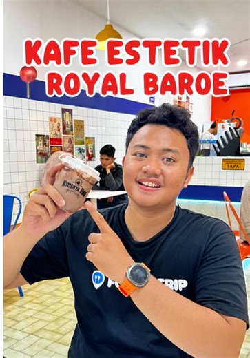 🆕KAFE ESTETIK DI ROYAL BAROE✨ Nih Rekomendasi tempat nongkrong baru di kota serang nih buat circle lo, tempat nya colorful, vintage dan banyak spot foto yang aesthetic 📸 NYOENYA HAN KOPITIAM 📍Royal Baroe, Kota Serang SIKAT YOK!!! 👊 #infoserang #serangfyp #exploreserang #tempathits #fyp